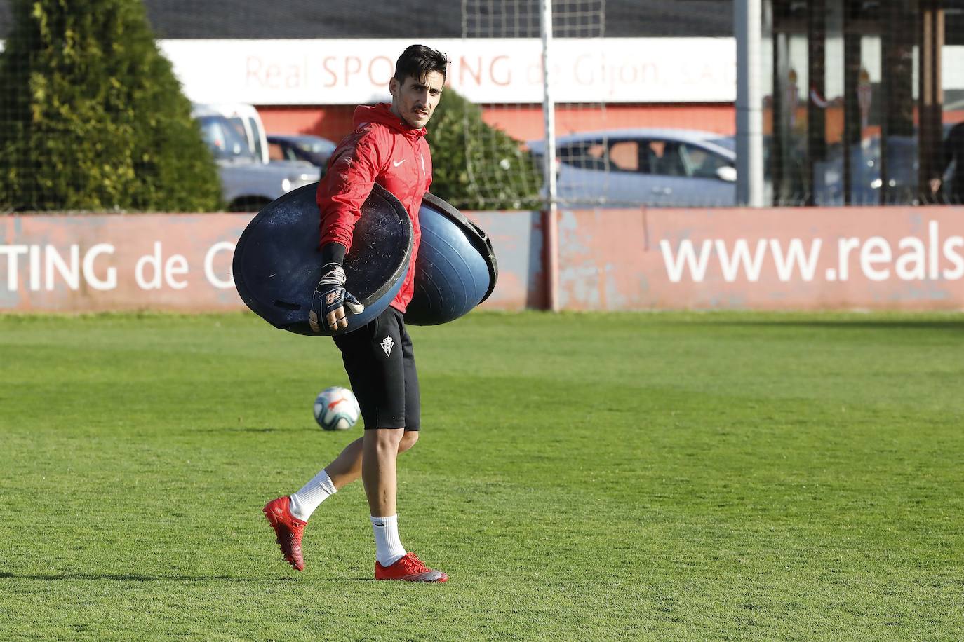 Fotos: Entrenamiento del Sporting (18-02-2020)