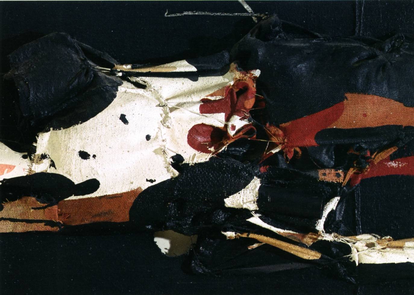 'Guerrillero muerto'; Manuel Millares, 1967