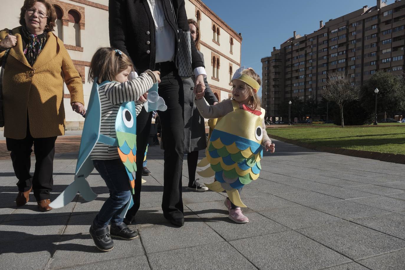 Algunos como los centros de infantil de San Eutiquio, El Bibio, Gloria Fuertes o Jovellanos hicieron que los más pequeños disfrutaran de una jornada especial