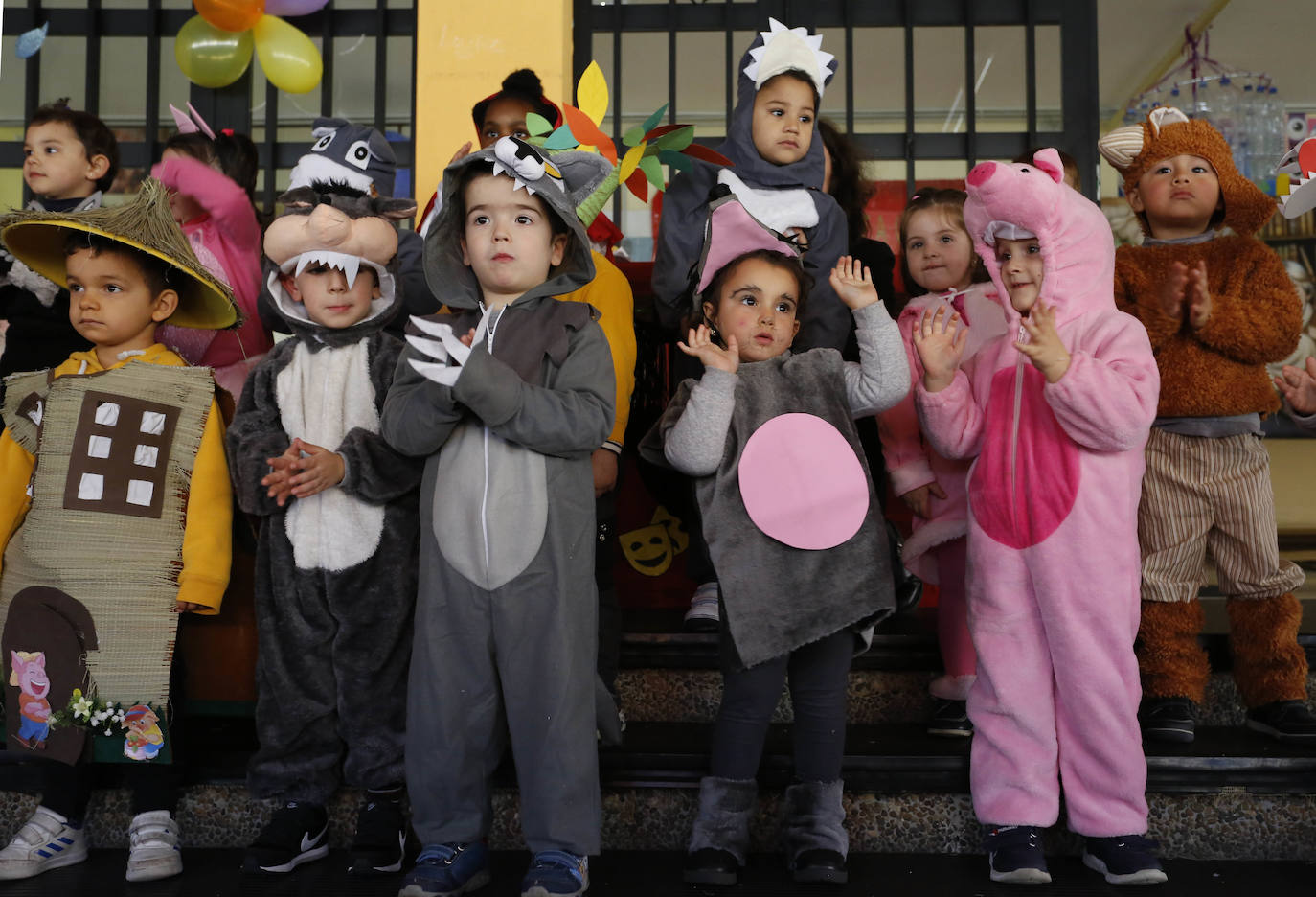 Algunos como los centros de infantil de San Eutiquio, El Bibio, Gloria Fuertes o Jovellanos hicieron que los más pequeños disfrutaran de una jornada especial