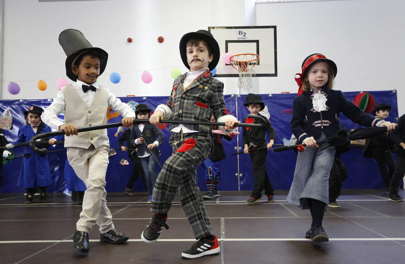 Algunos como los centros de infantil de San Eutiquio, El Bibio, Gloria Fuertes o Jovellanos hicieron que los más pequeños disfrutaran de una jornada especial