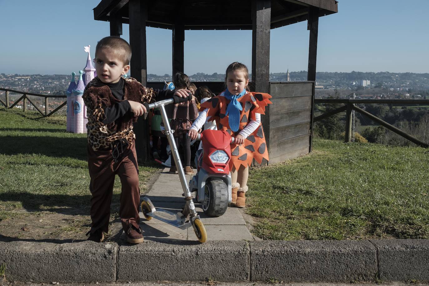 Algunos como los centros de infantil de San Eutiquio, El Bibio, Gloria Fuertes o Jovellanos hicieron que los más pequeños disfrutaran de una jornada especial