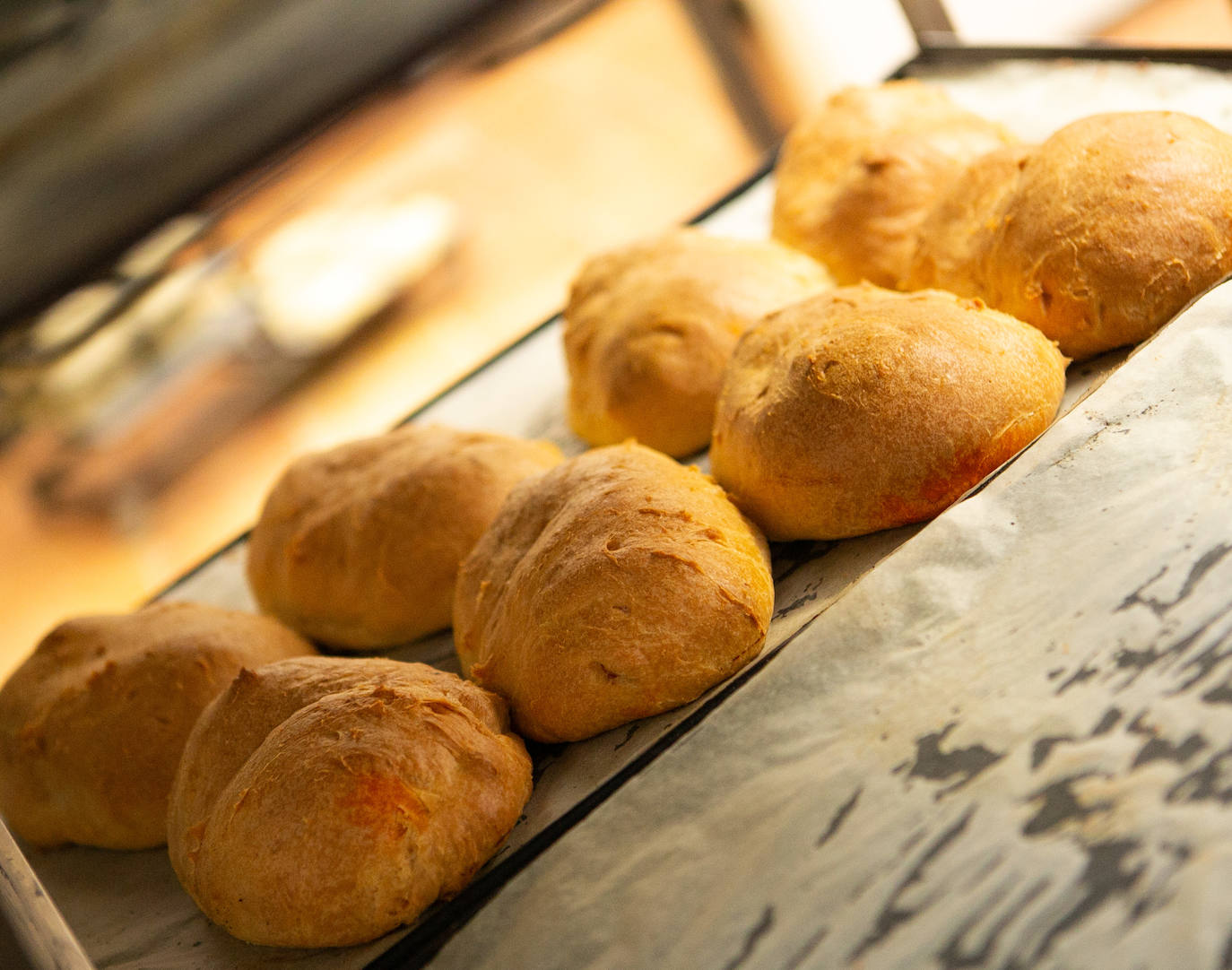  Las panaderías de la Pola elaboran los productos típicos de Comadres