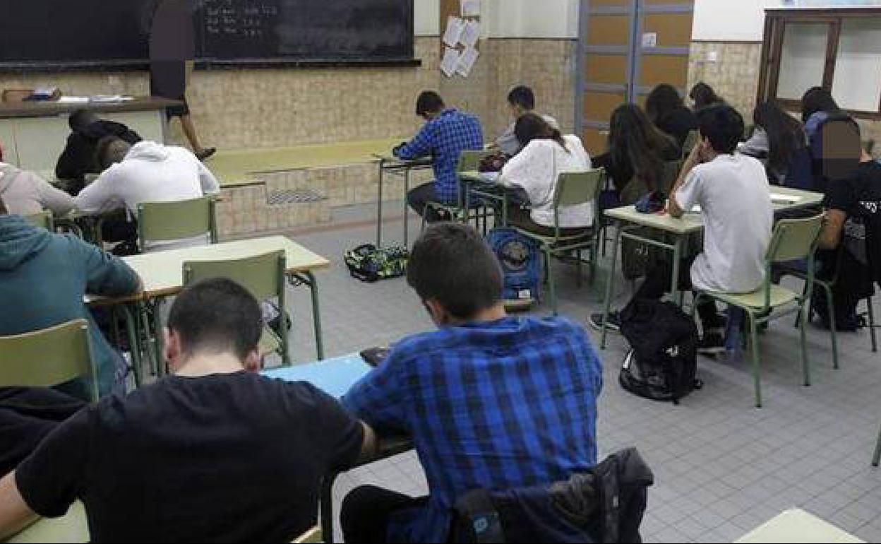 Educación interviene en el caso del 'test facha' de un instituto de Oviedo