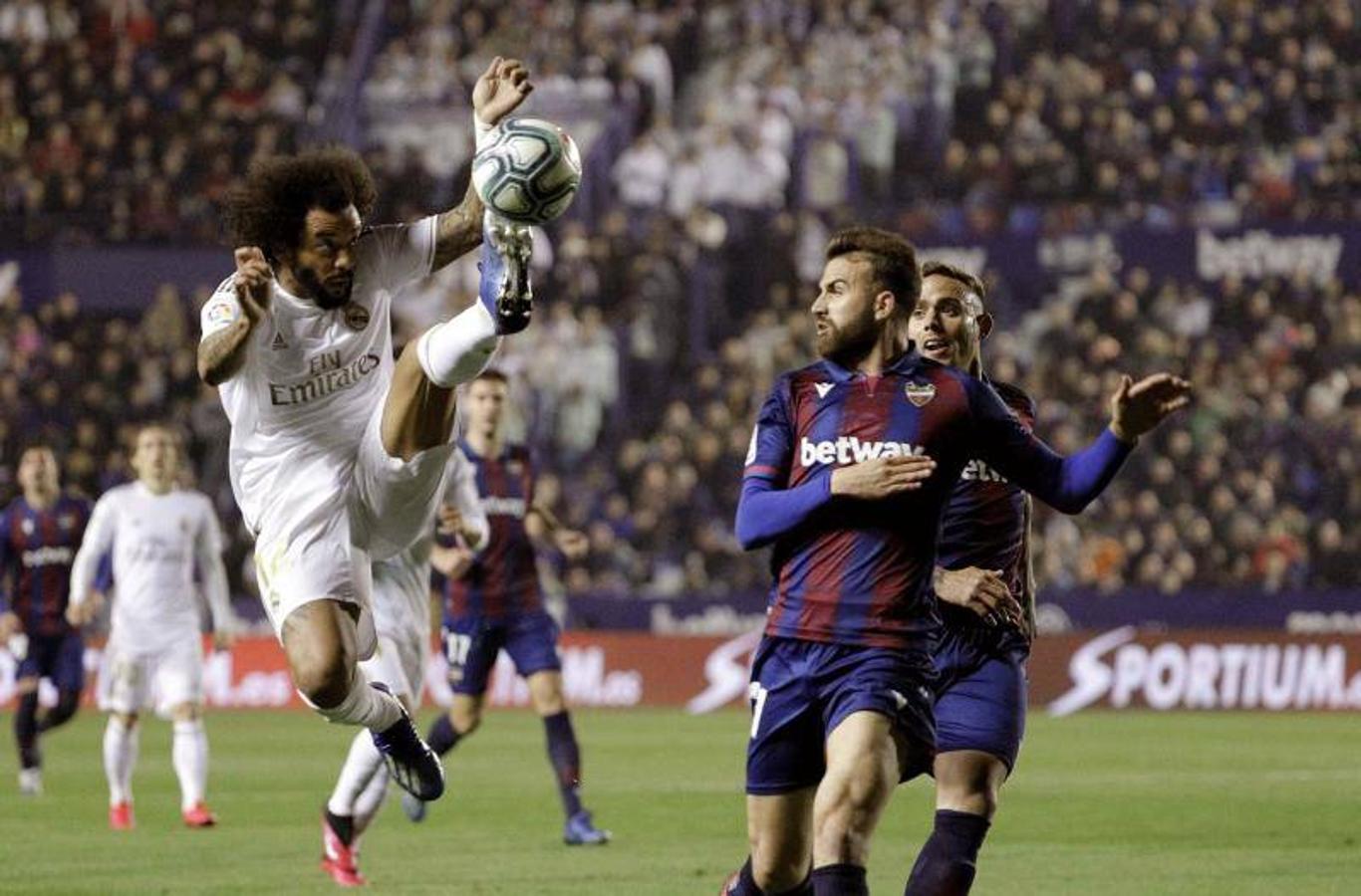 Fotos: Las mejores imágenes del Levante-Real Madrid