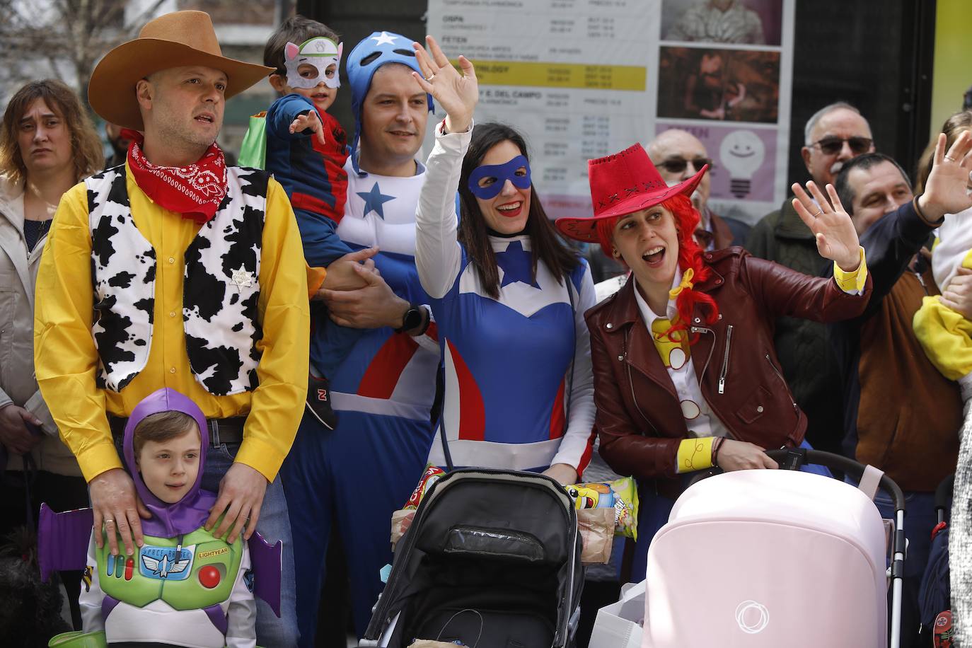 Fotos: ¿Estuviste en el desfile infantil del Antroxu en Gijón? ¡Búscate!