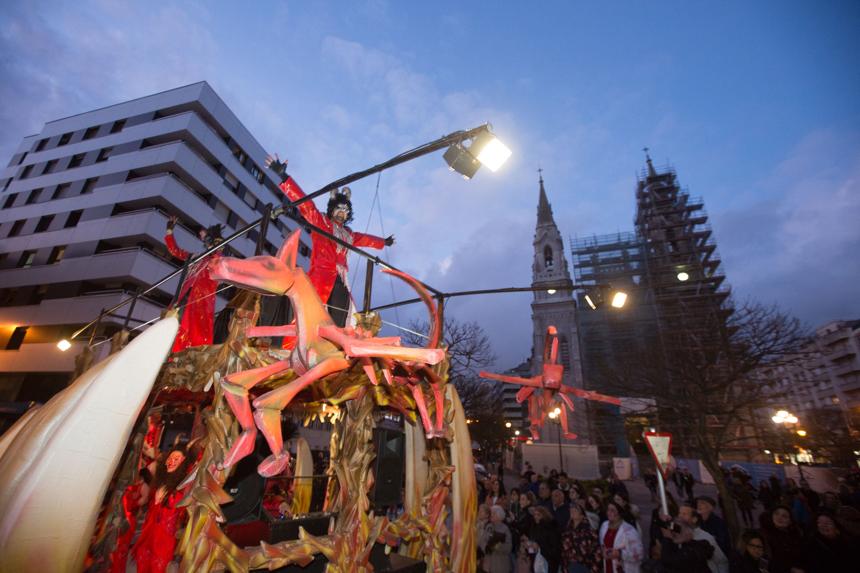 Fotos: Búscate en el Desfile de Antroxos