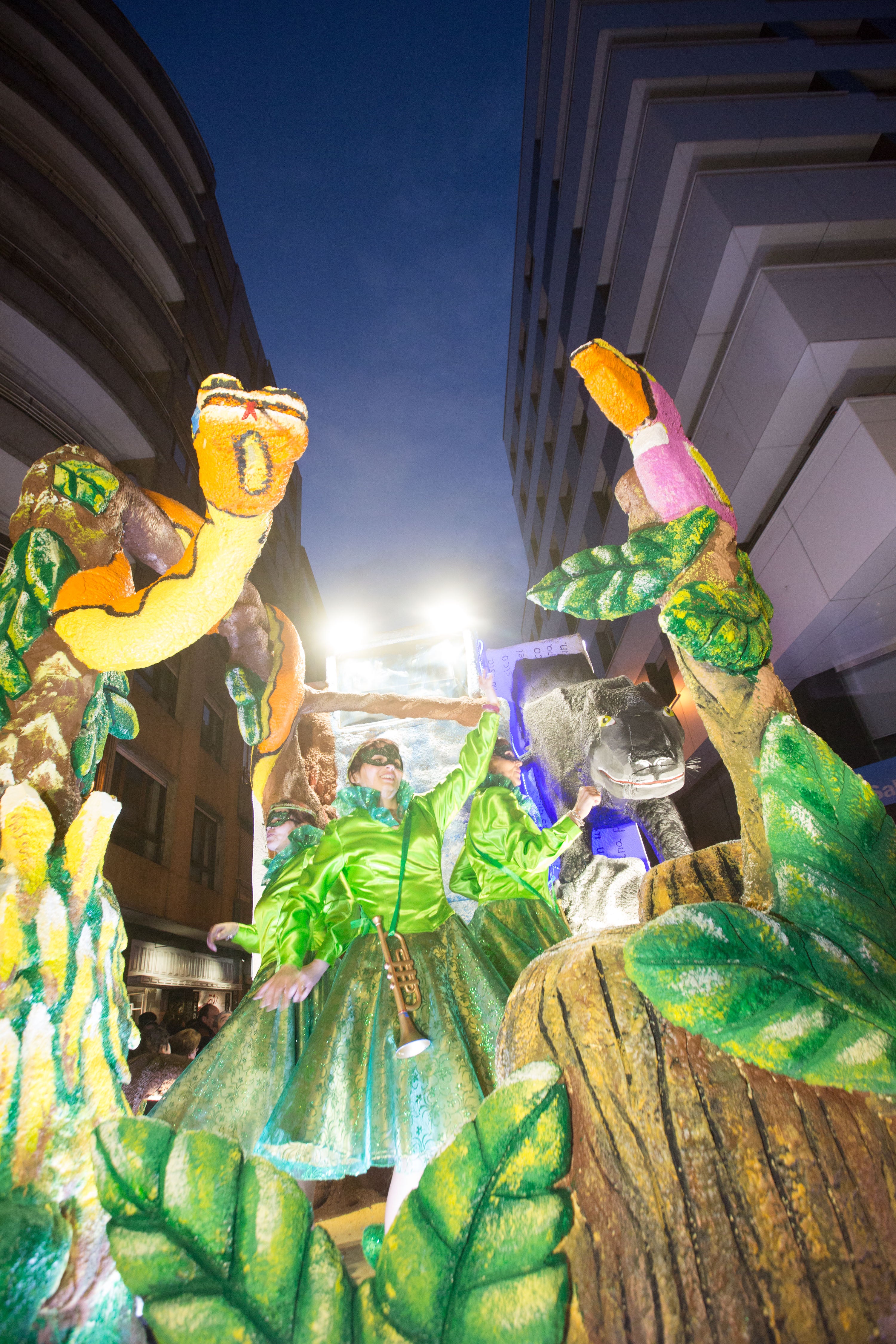 Fotos: Búscate en el Desfile de Antroxos