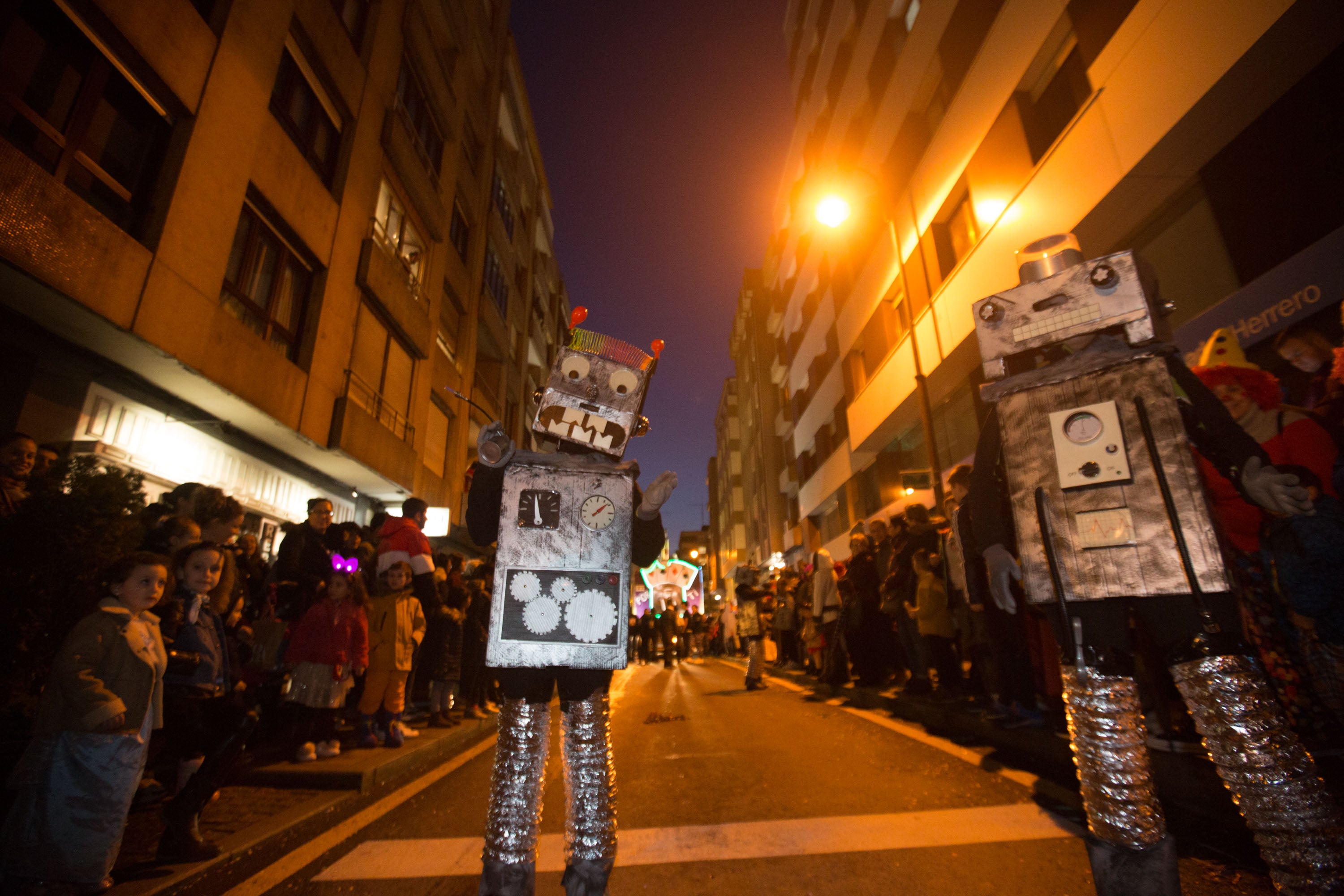 Fotos: Búscate en el Desfile de Antroxos