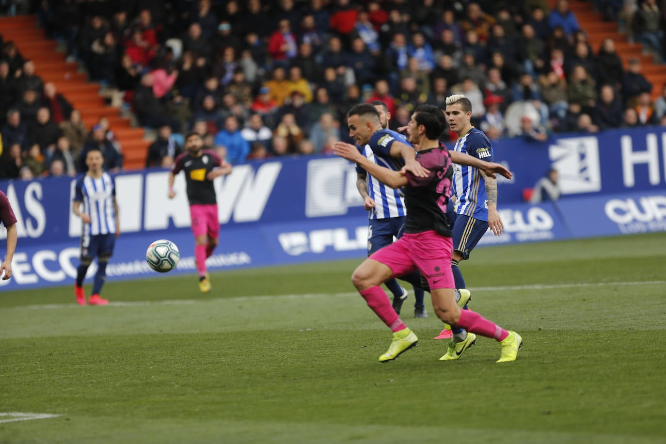 El conjunto rojiblanco cayó en El Toralín debido a un gol Kaxe en el minuto 17. 