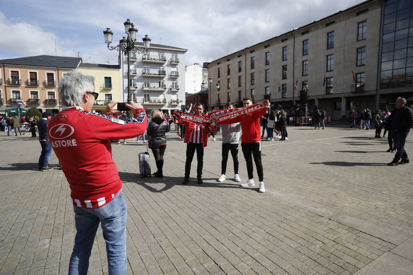 Se esperan unos 2.000 seguidores en las gradas de El Toralín para el importantísimo encuentro de esta tarde del Sporting