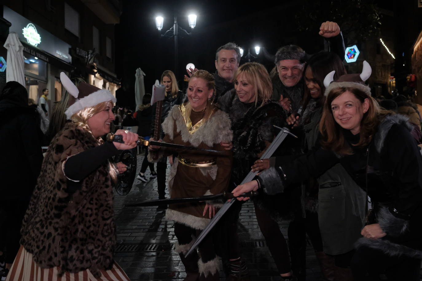 La capital del Principado disfrutó este fin de semana de las fiestas con la presencia de personajes dispares. 