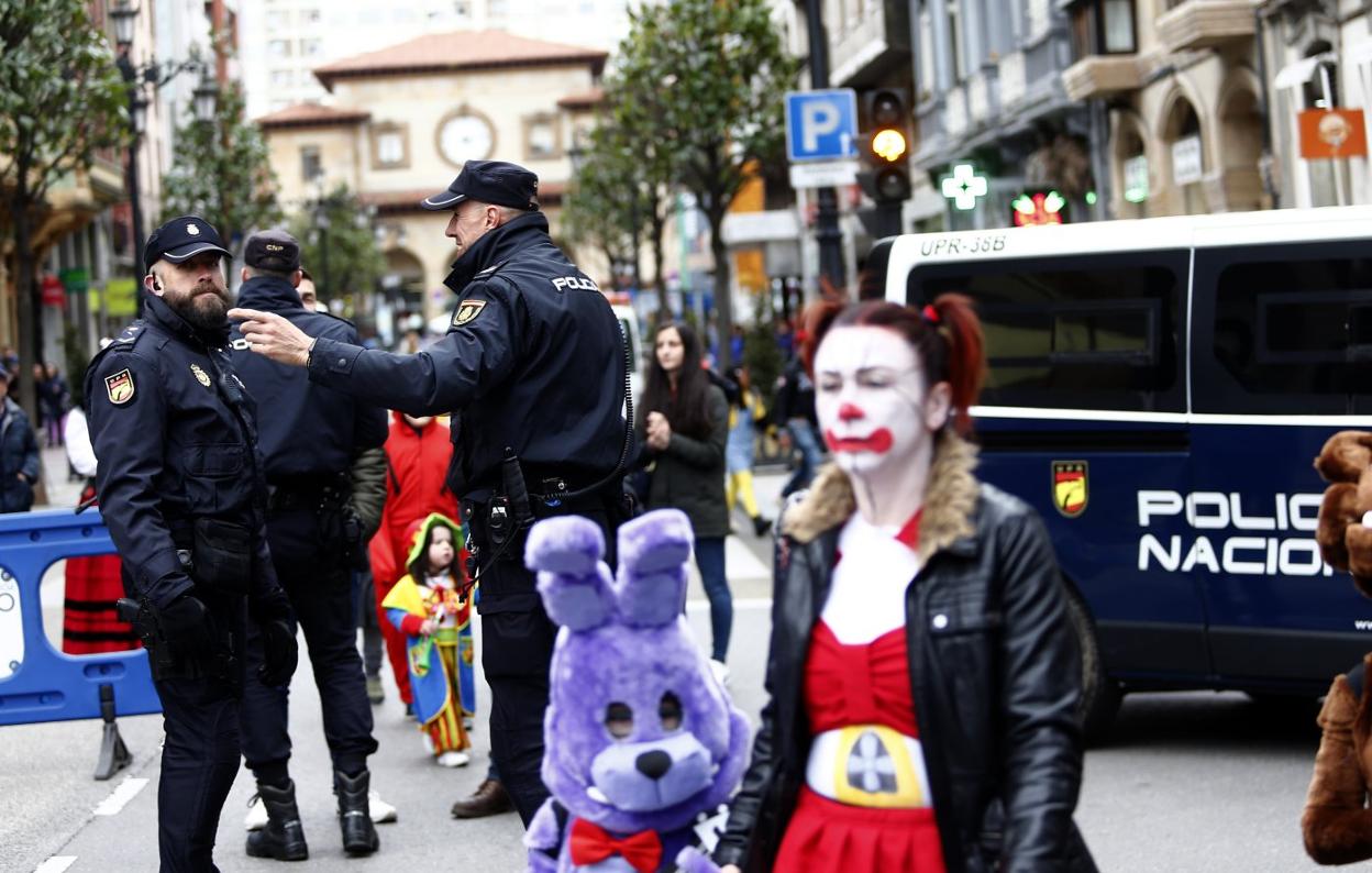 La Policía Nacional colaboró en el dispositivo. 