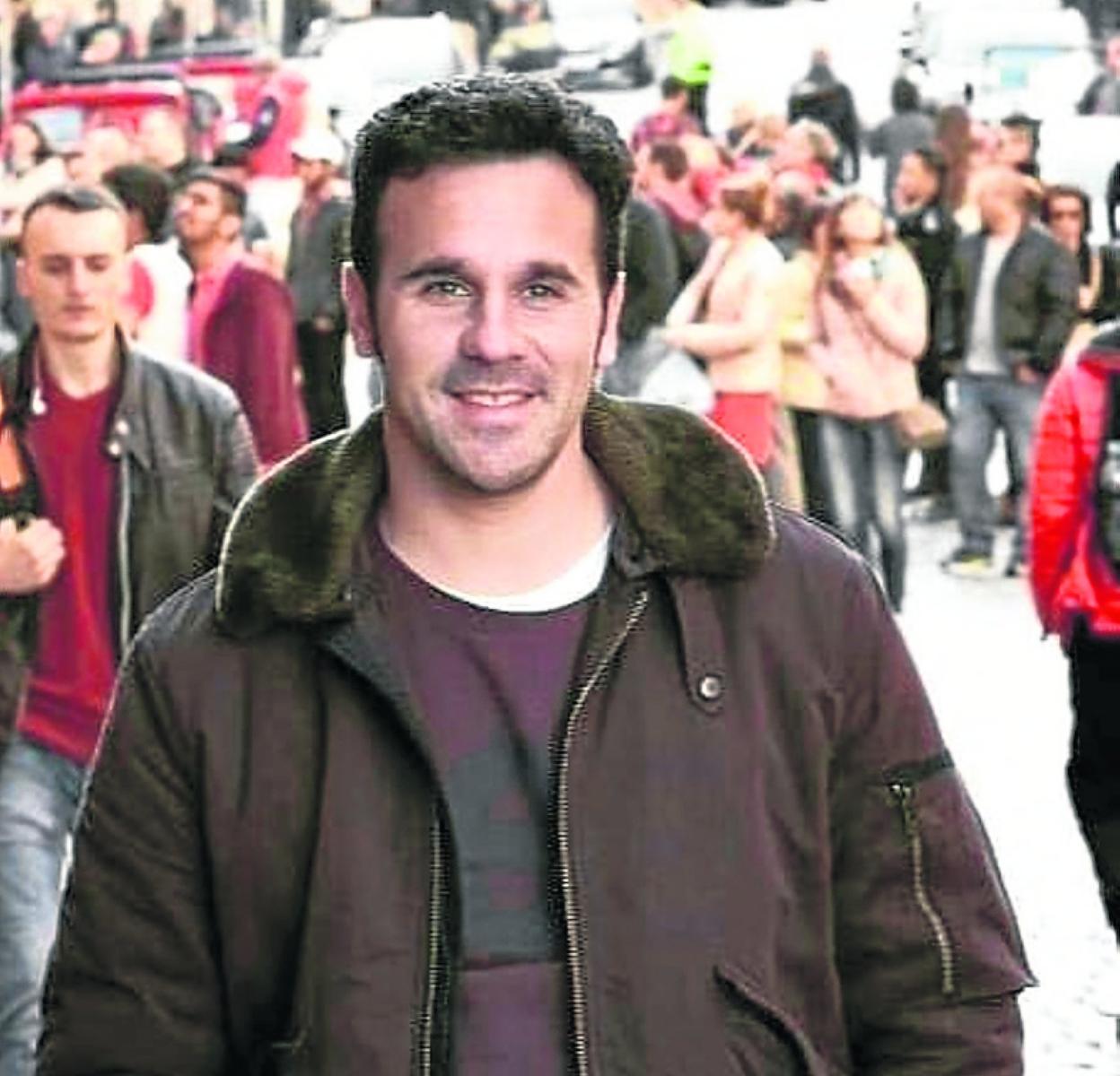 David Carragal, el maestro de Cudillero fallecido tras la brutal agresión. 