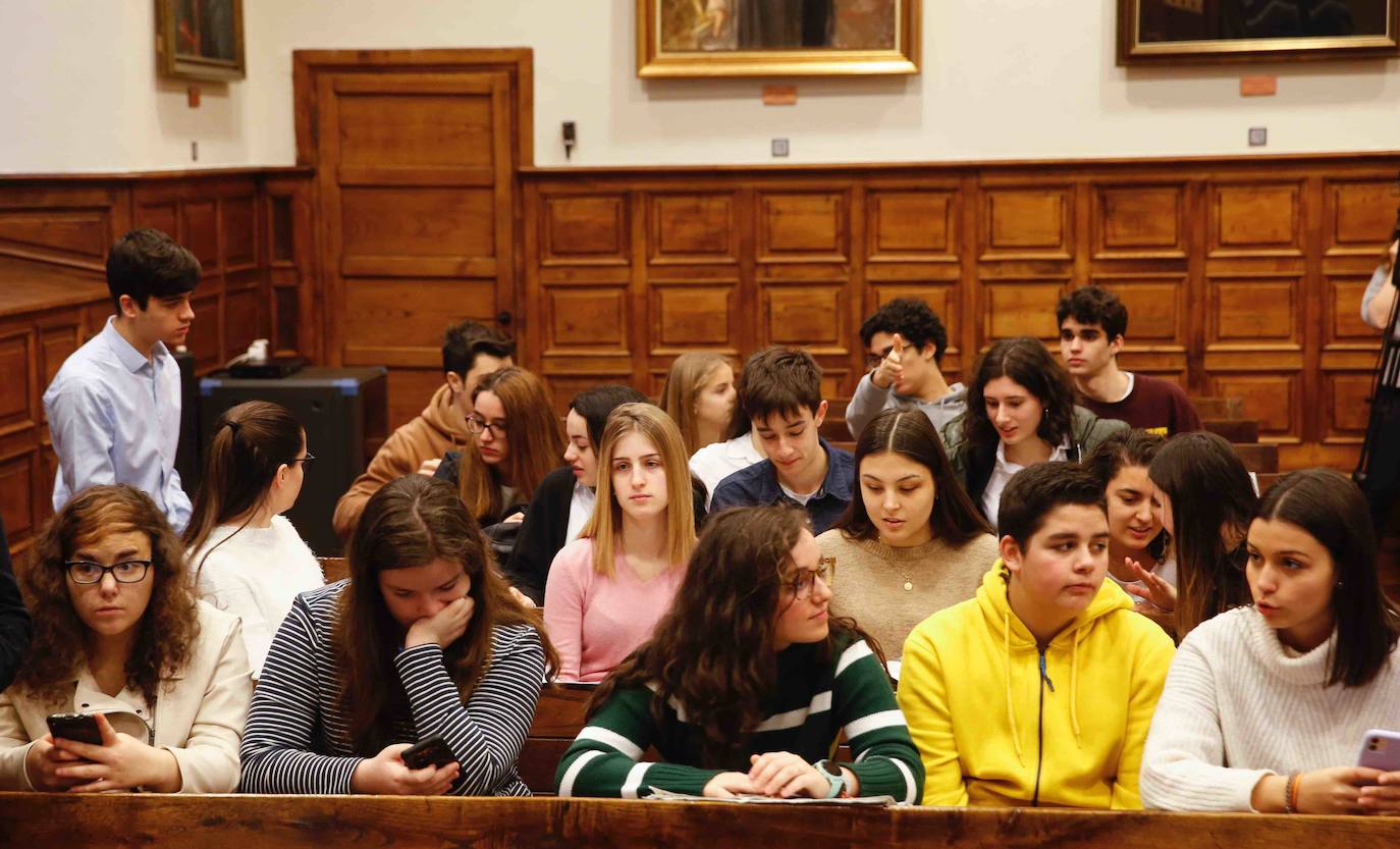 El programa de fomento de la cultura emprendedora organizado por EL COMERCIO selecciona a los ganadores de su séptima edición en el Edificio Histórico de la Universidad de Oviedo