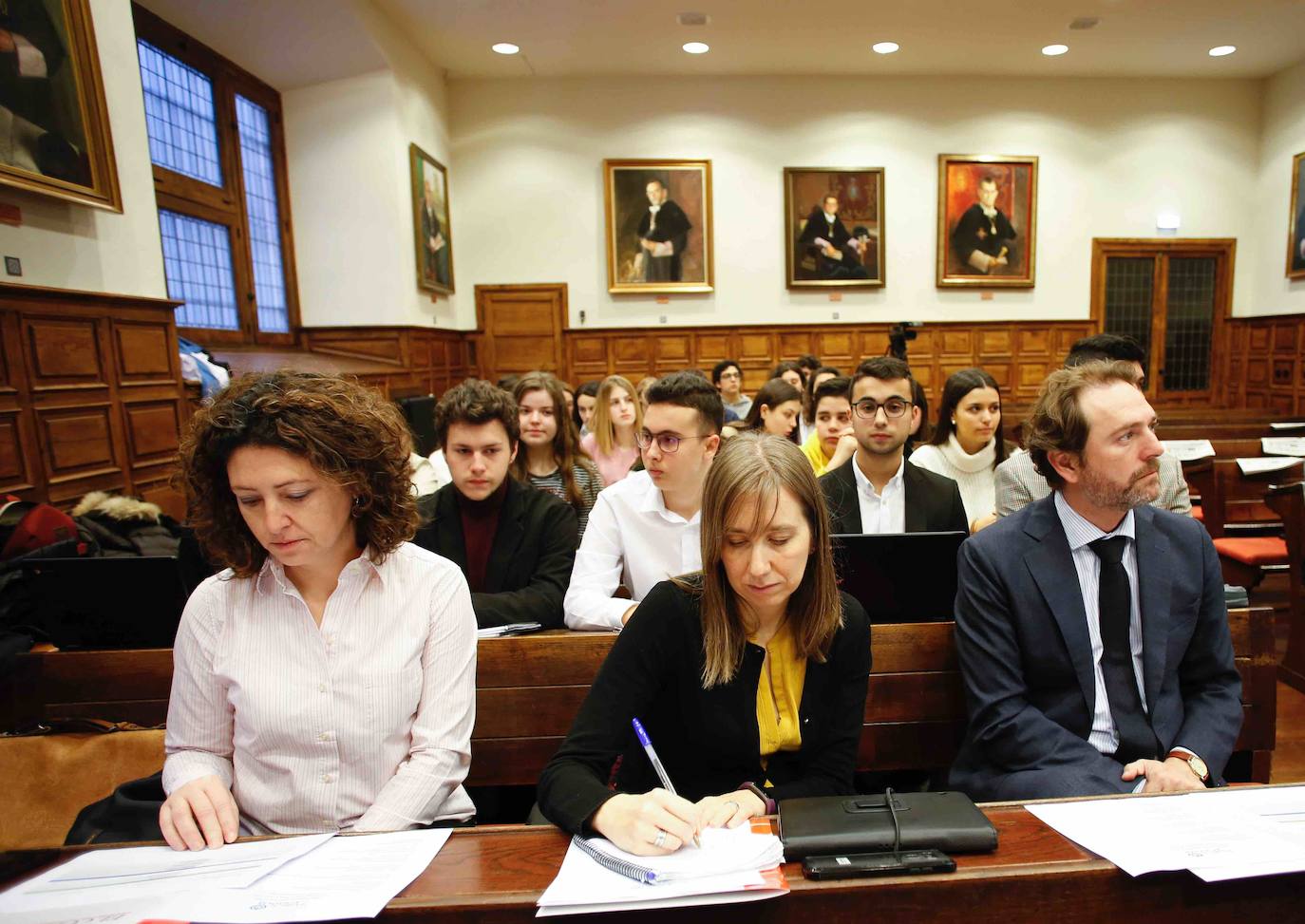 El programa de fomento de la cultura emprendedora organizado por EL COMERCIO selecciona a los ganadores de su séptima edición en el Edificio Histórico de la Universidad de Oviedo