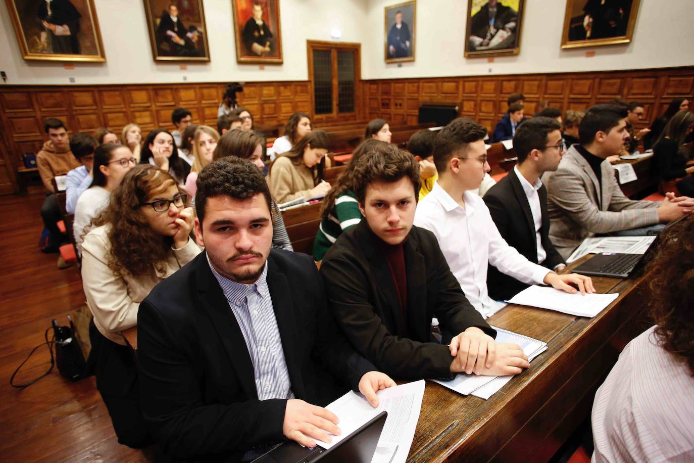 El programa de fomento de la cultura emprendedora organizado por EL COMERCIO selecciona a los ganadores de su séptima edición en el Edificio Histórico de la Universidad de Oviedo