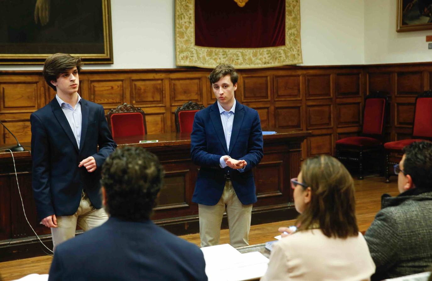 El programa de fomento de la cultura emprendedora organizado por EL COMERCIO selecciona a los ganadores de su séptima edición en el Edificio Histórico de la Universidad de Oviedo