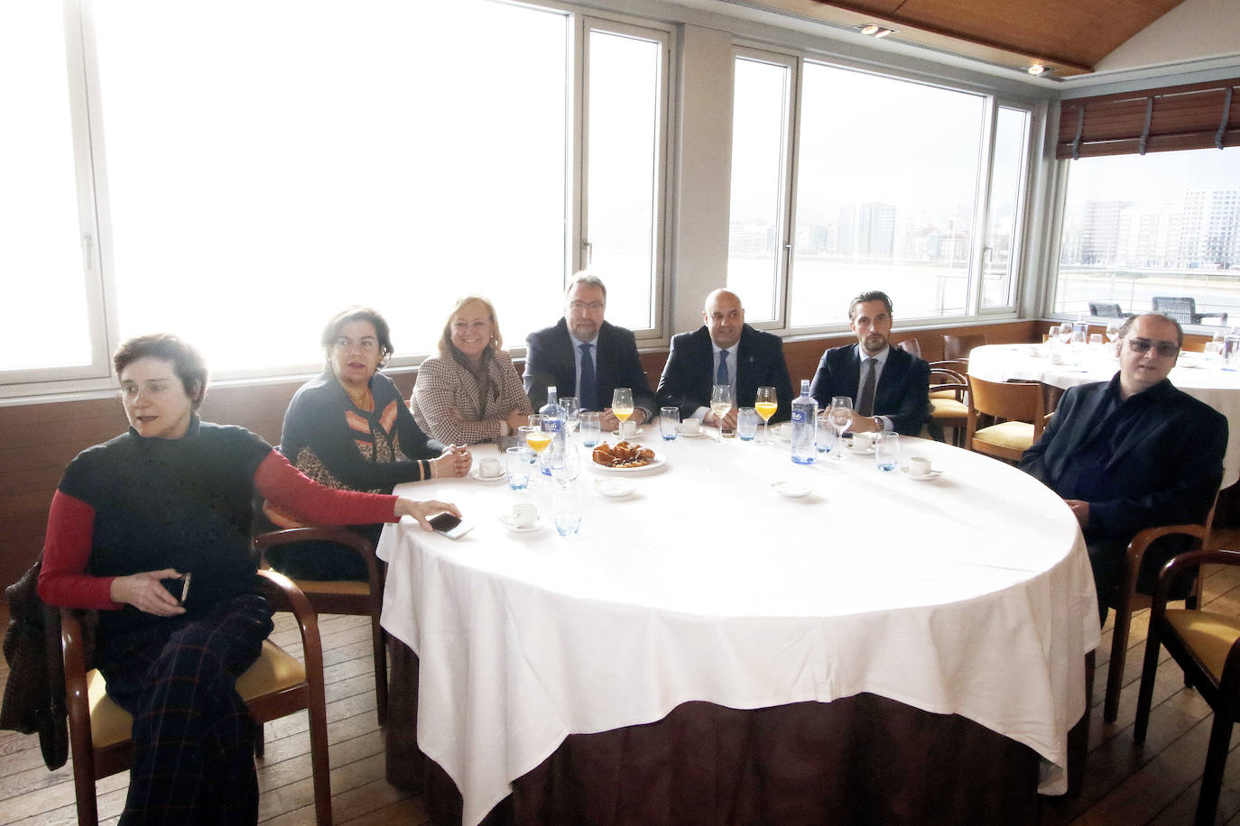 El presidente de la Confederación Española de Organizaciones Empresariales (CEOE) participa en la jornada 'Retos y oportunidades de las empresas ante el nuevo ciclo', organizada por EL COMERCIO y Liberbank