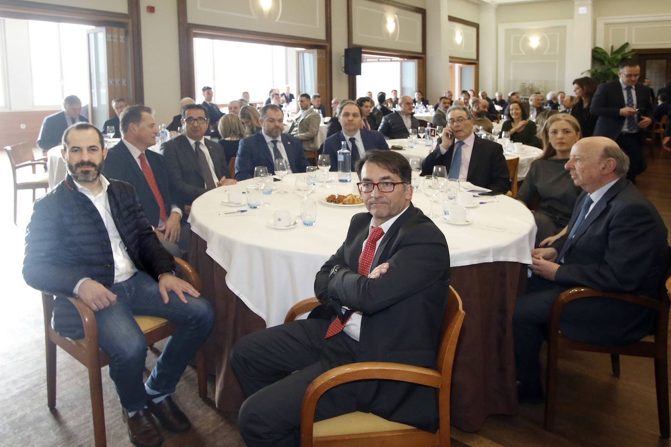 El presidente de la Confederación Española de Organizaciones Empresariales (CEOE) participa en la jornada 'Retos y oportunidades de las empresas ante el nuevo ciclo', organizada por EL COMERCIO y Liberbank