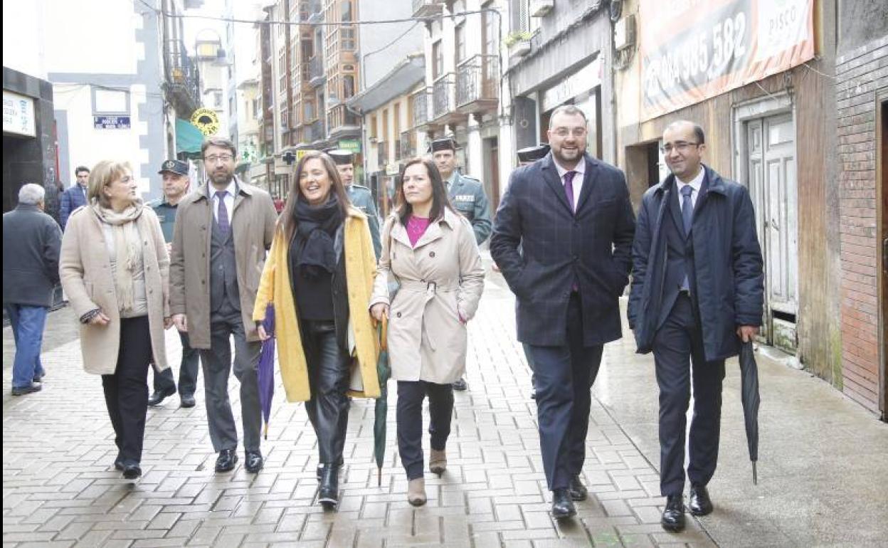 Barbón: «Una Asturias con más mujeres al mando sería, siempre, una mejor Asturias»