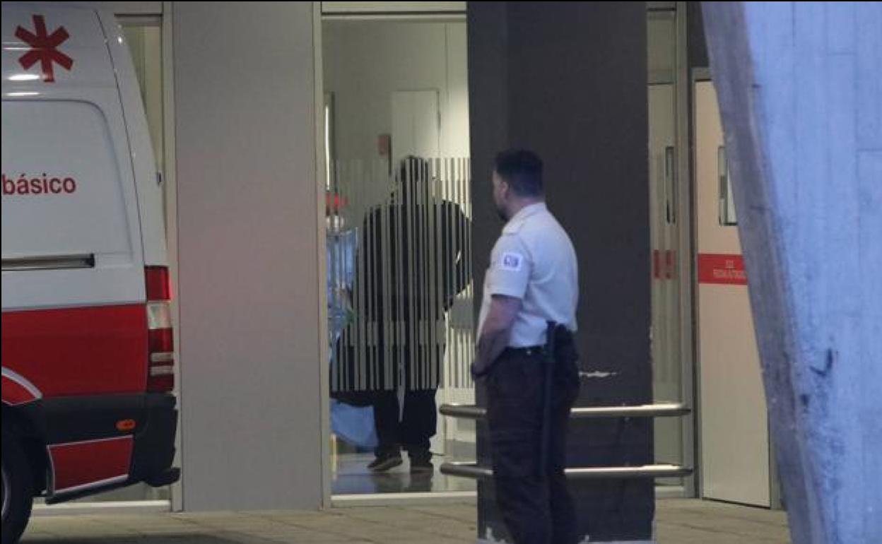 Cuarentena para 17 trabajadores de Ence que pudieron tener contacto con un positivo en un funeral