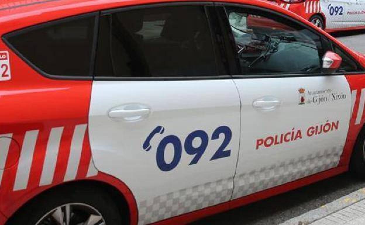 Detenidos en Gijón por golpear en la cabeza a un joven tras una discusión