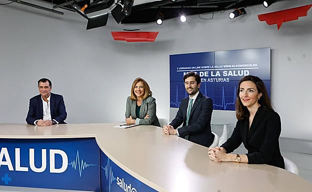 Los profesionales del Instituto Oftalmológico Fernández-Vega, en el IV Mes de la Salud de EL COMERCIO