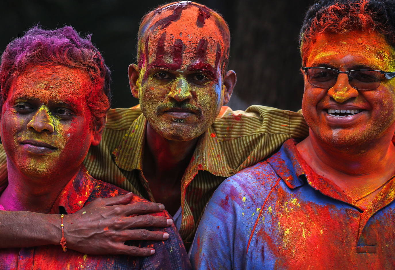 La ciudad india cumplió con el tradicional festival de color que se celebra cada primavera. Esta cita, también muy popular en Nepal, es conocida igualmente como la fiesta del amor o de los colores y, aunque se trata de una fiesta muy antigua en la cultura india, se ha extendido por otros puntos de Europa y América. 