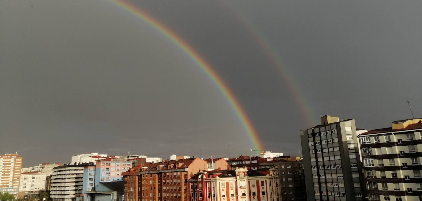 En Gijón salió el arcoíris, señal de que todo irá bien. ¡Unidos pararemos al virus!