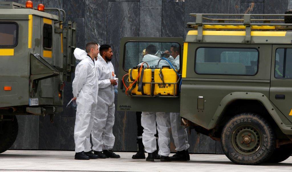 Los integrantes de la UME tendrán como una de las labores fundamentales la limpieza de edificios y zonas de uso público como estasciones de tren o autobús