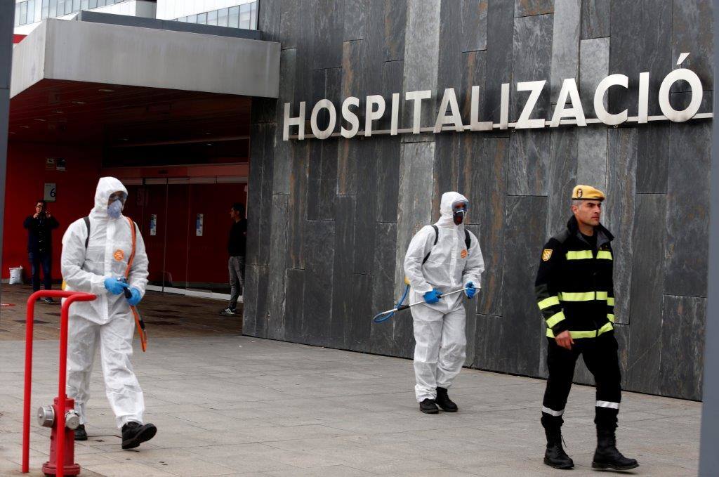 Los integrantes de la UME tendrán como una de las labores fundamentales la limpieza de edificios y zonas de uso público como estasciones de tren o autobús