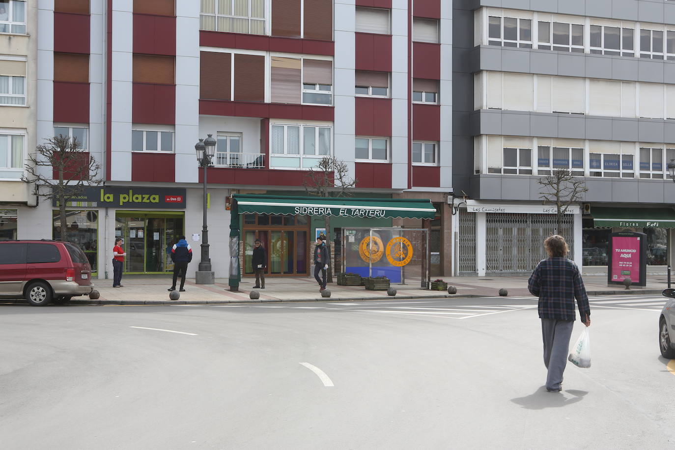Los asturianos siguen viviendo bajo las restricciones que impone el Estado de Alarma por el coronavirus 