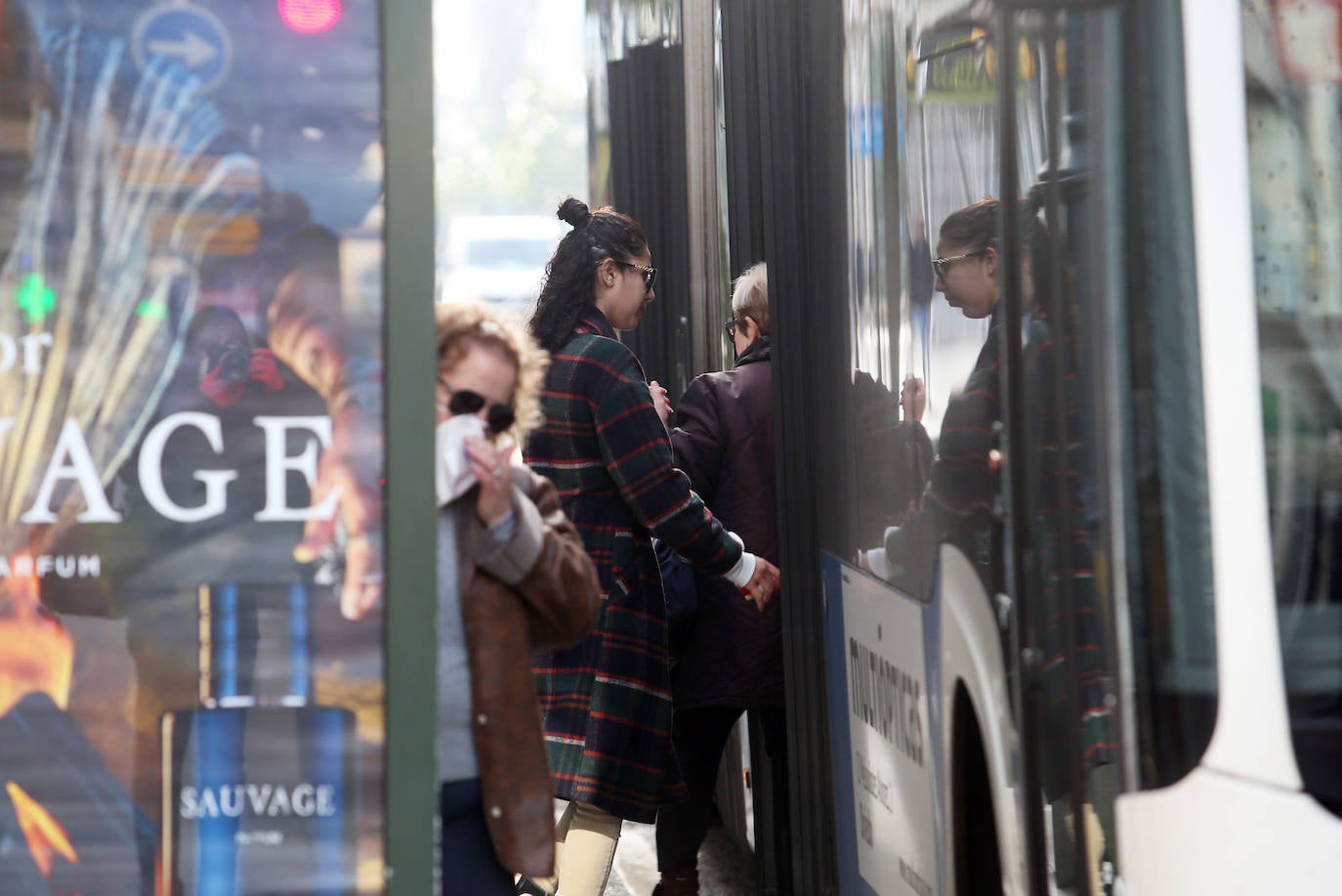 Los asturianos siguen viviendo bajo las restricciones que impone el Estado de Alarma por el coronavirus 