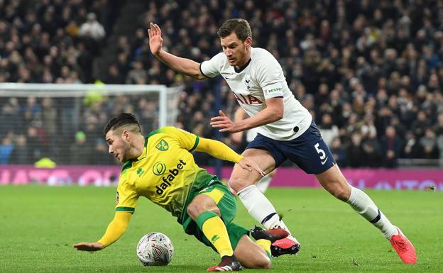 Jan Vertonghen, en un partido entre el Tottenham y el Norwich. 