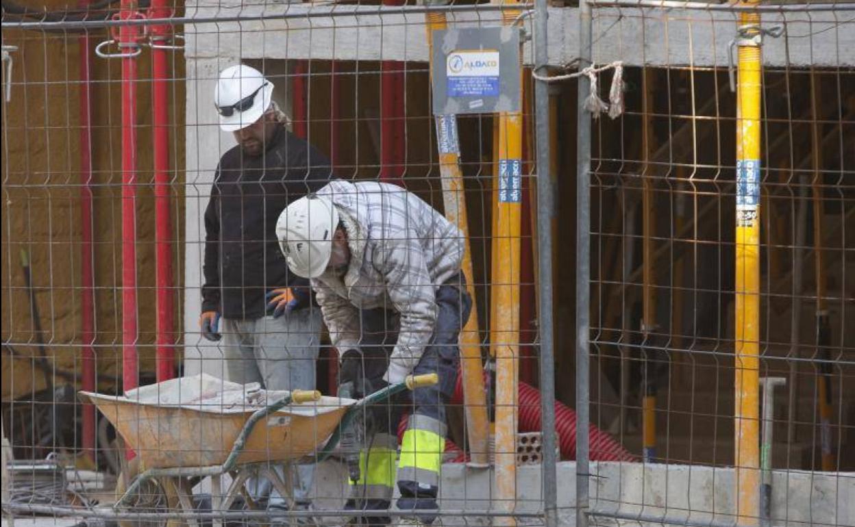 Estado de Alarma | ¿Qué actividades tienen que cerrar desde este lunes y qué es el permiso retribuido recuperable?