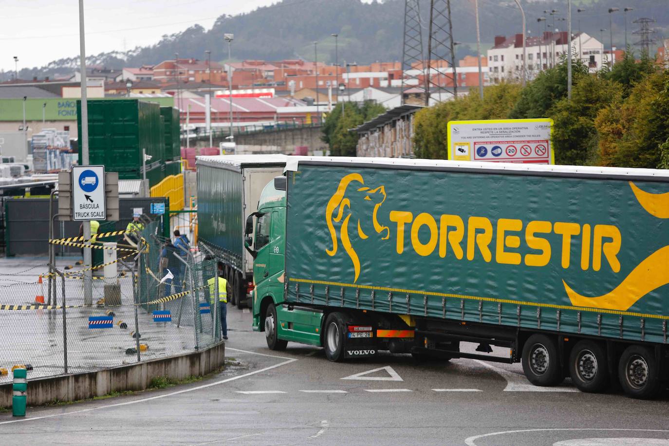 Fotos: Primera jornada en Asturias tras el endurecimiento del confinamiento