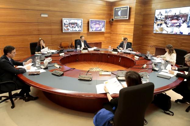 Asturias inicia la «hibernación» con un decreto que lleva a un parón lleno de incertidumbres