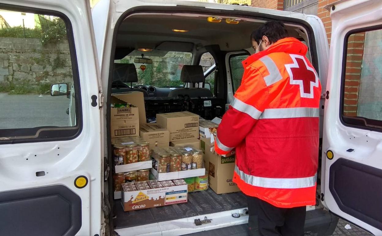 Cruz Roja repartirá alimentos entre 583 familias del Alto Nalón