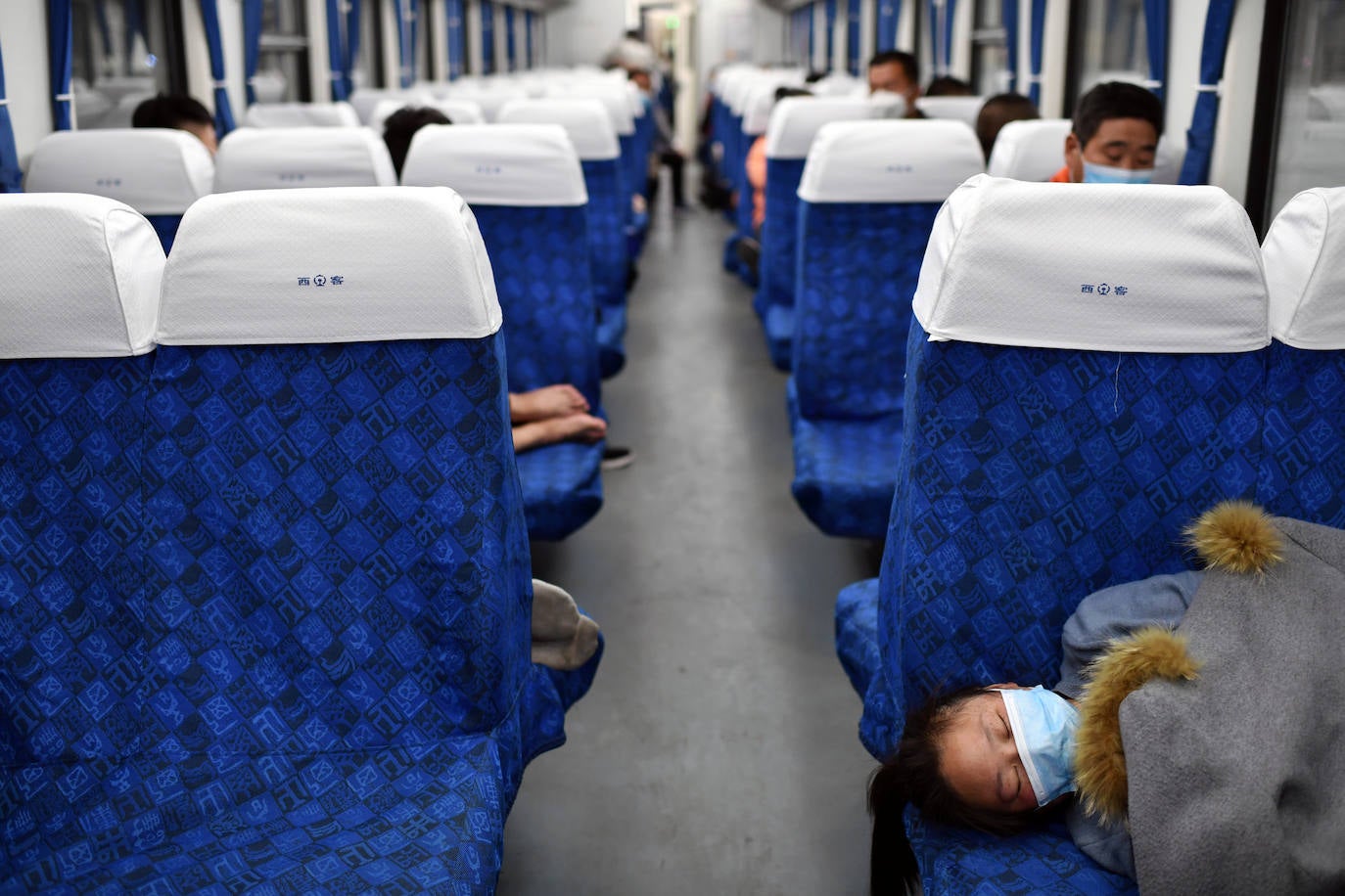 En Wuhan, ciudad china donde comenzó la pandemia, se han levantado las restricciones que mantuvieron cerrada la urbe durante 76 días y poco a poco se va recuperando la normalidad