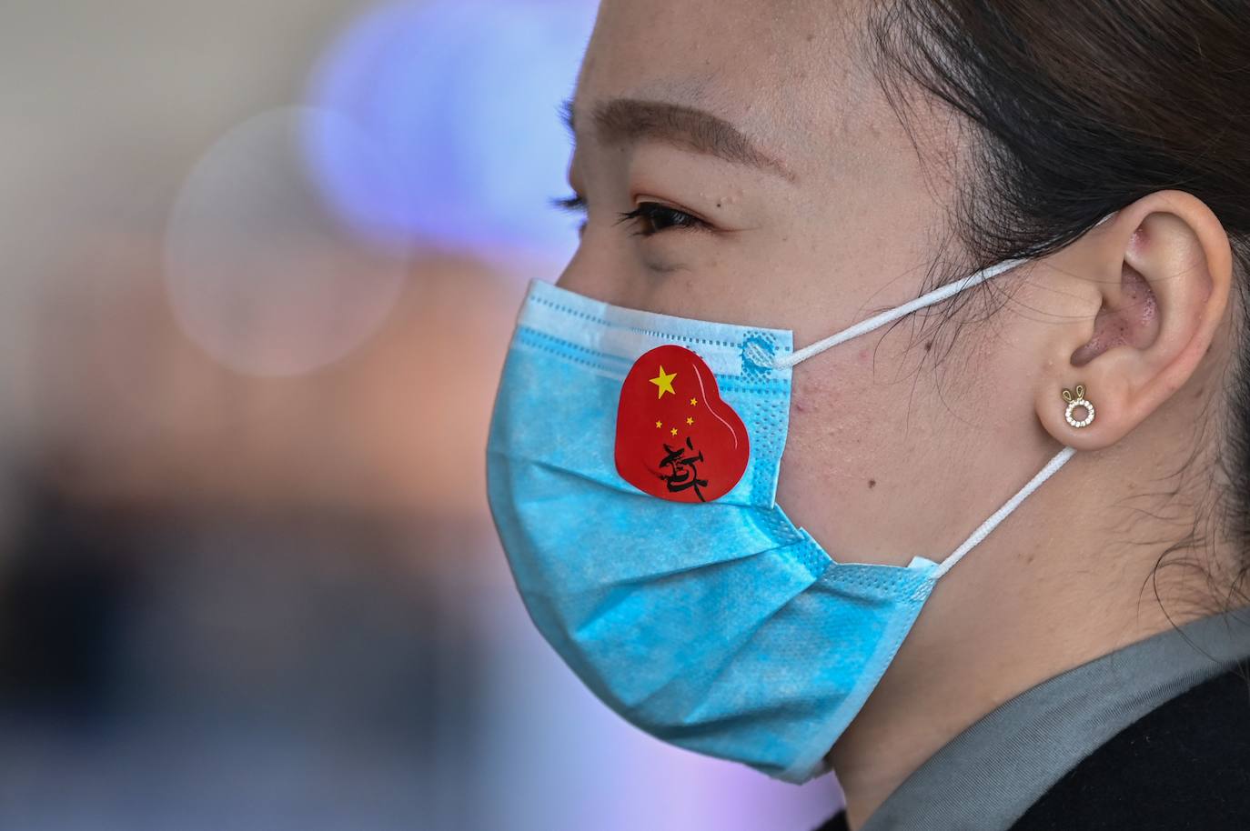 En Wuhan, ciudad china donde comenzó la pandemia, se han levantado las restricciones que mantuvieron cerrada la urbe durante 76 días y poco a poco se va recuperando la normalidad