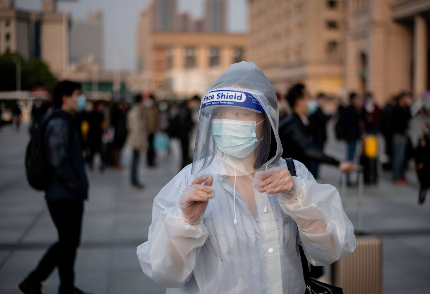 En Wuhan, ciudad china donde comenzó la pandemia, se han levantado las restricciones que mantuvieron cerrada la urbe durante 76 días y poco a poco se va recuperando la normalidad