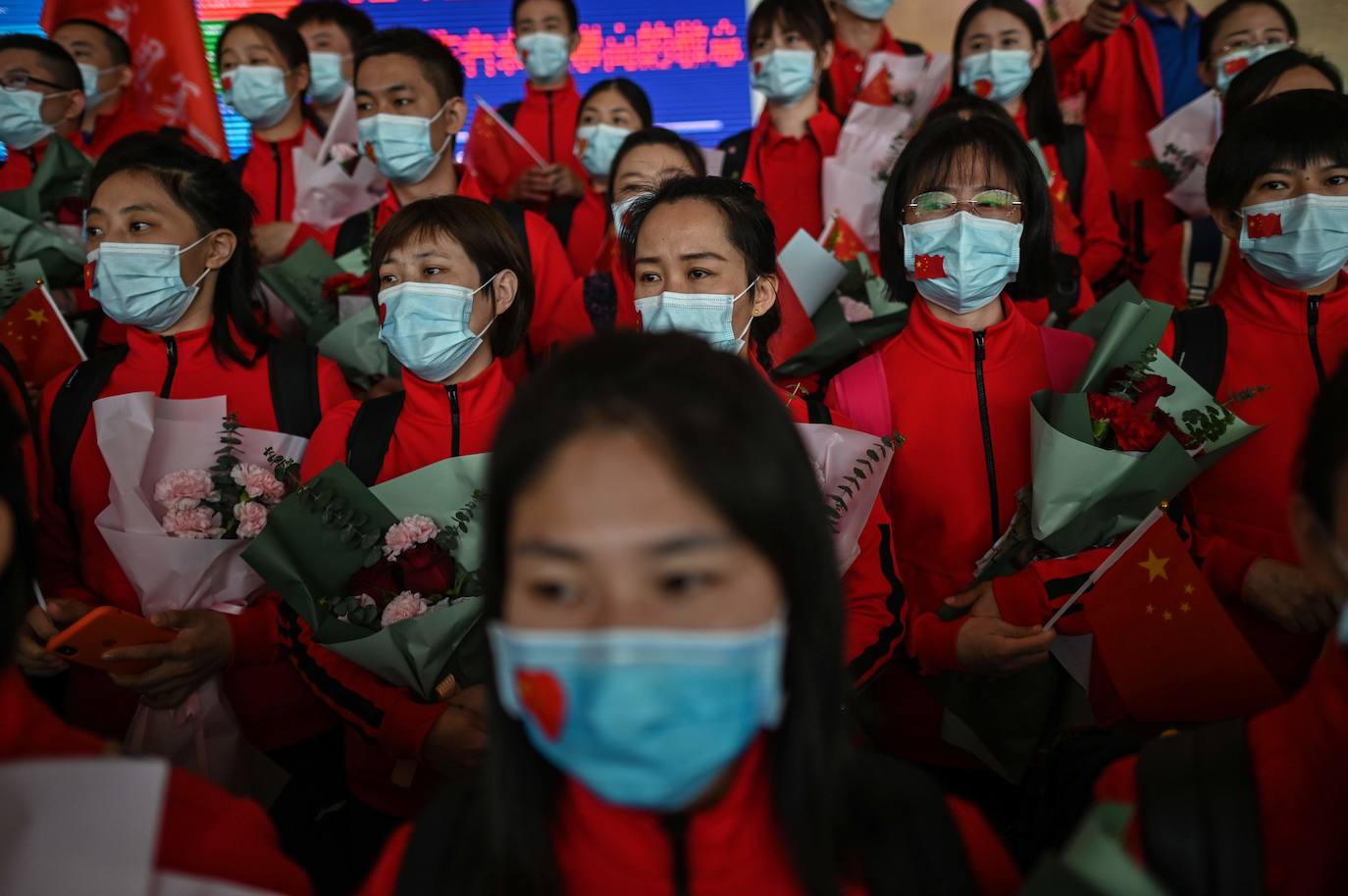 En Wuhan, ciudad china donde comenzó la pandemia, se han levantado las restricciones que mantuvieron cerrada la urbe durante 76 días y poco a poco se va recuperando la normalidad