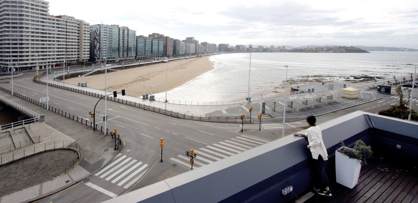 La pandemia ha dejado calles vacías, momentos trágicos y gestos de esperanza en una región que lucha contra la enfermedad.