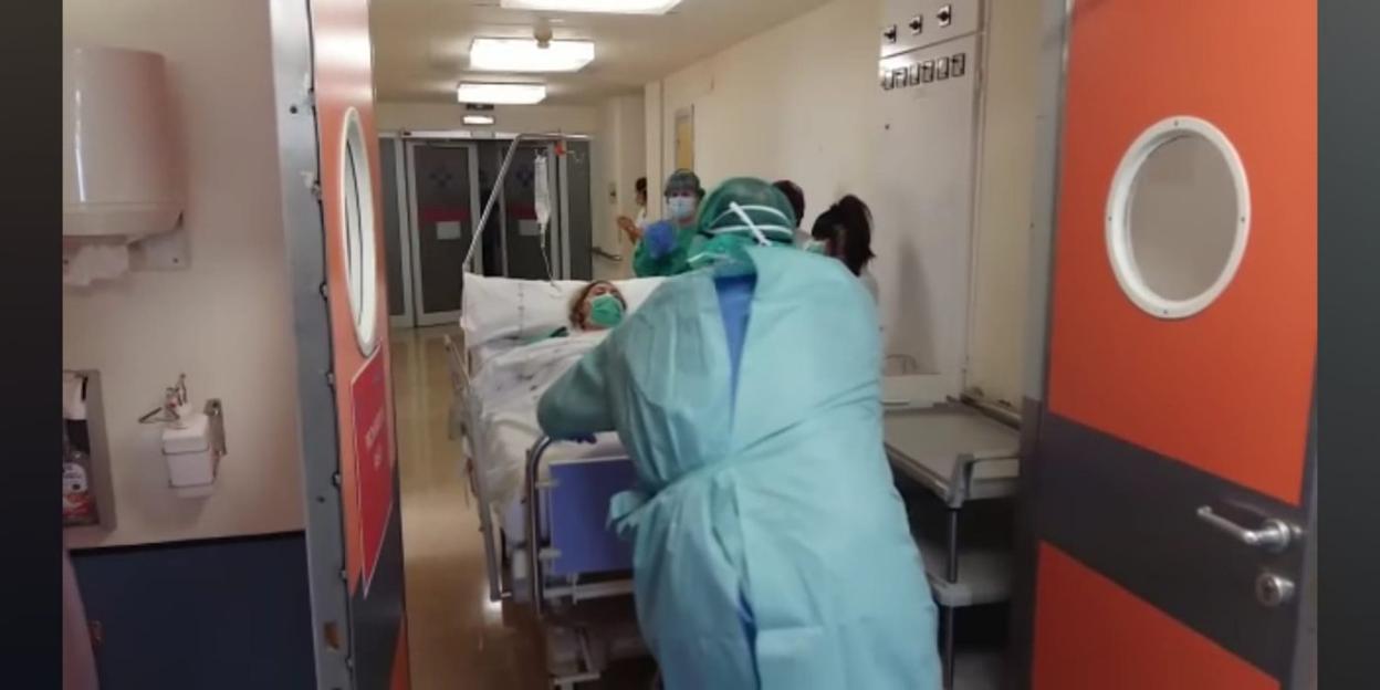 Nuria Ventureira fue la segunda paciente en salir de la UCI del Hospital San Agustín. 