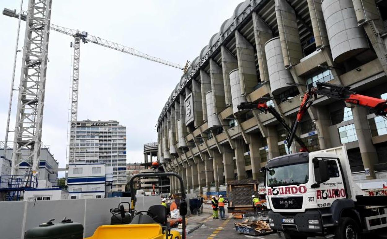 Obras de remodelación del Santiago Bernabéu. 