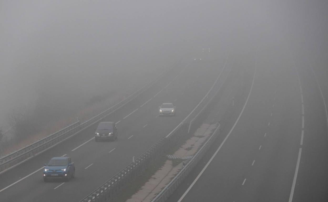 Consejos para conducir con niebla de forma segura