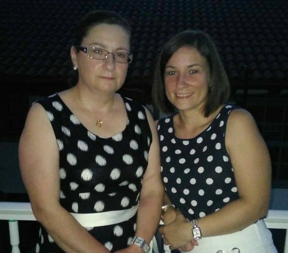 Aunque no sea un día de la madre en familia como todos los años, estoy deseando verte para darte un abrazo y un besazo enorme. ¡Feliz día mama! Te quiero mucho