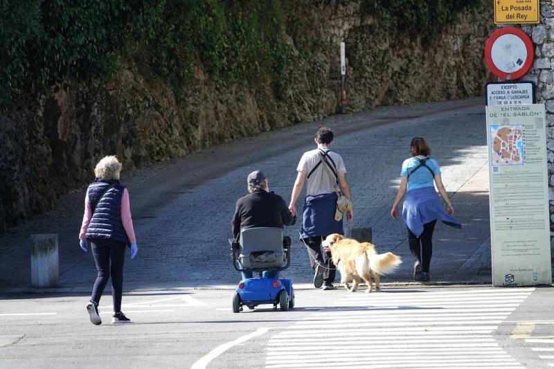 Desde las 6 de esta mañana, deportistas y paseantes reconquistaban las calles del Principado