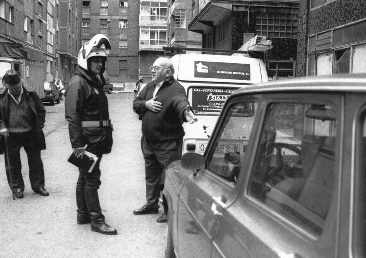 Un conductor protesta los primerios días de la ORA, en 1990. 